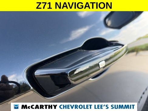 Used 2024 Chevrolet Traverse Z71 AWD/4WD image 23