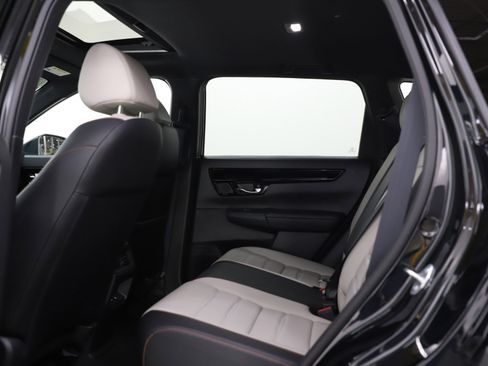 Used 2025 Honda CR-V Sport Touring image 18