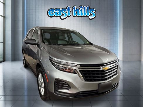 Certified 2023 Chevrolet Equinox LS w/ LS Convenience Package AWD/4WD image 1