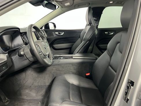 Used 2024 Volvo XC60 B5 Core image 22