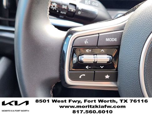 Certified 2025 Kia Sorento SX AWD/4WD image 26