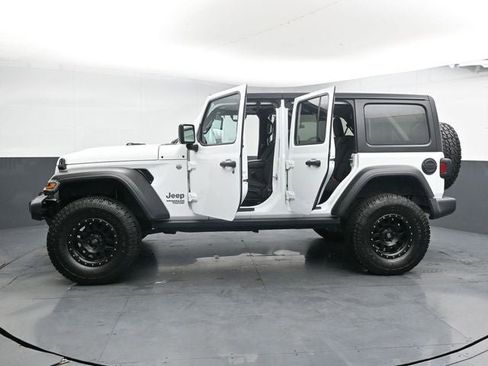 Used 2019 Jeep Wrangler Unlimited Sport S image 38