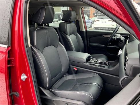 Used 2023 Honda Pilot Elite image 6