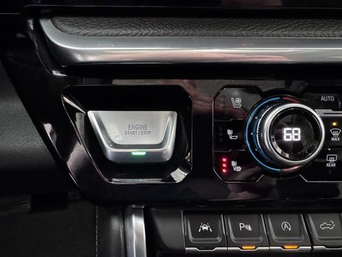 Certified 2023 GMC Sierra 1500 Denali image 26