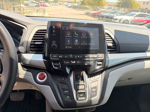 Used 2018 Honda Odyssey EX-L image 21