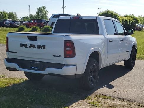 New 2026 RAM 1500 Big Horn w/ Night Edition AWD/4WD image 8