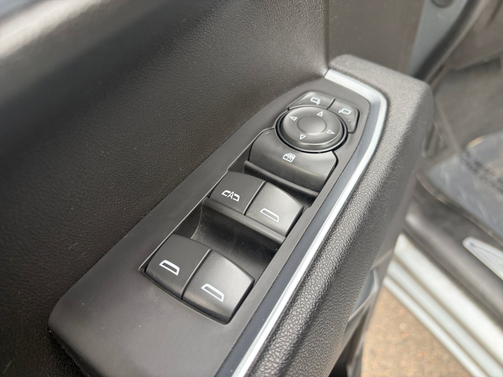 Used 2025 GMC Sierra 1500 Elevation AWD/4WD image 15