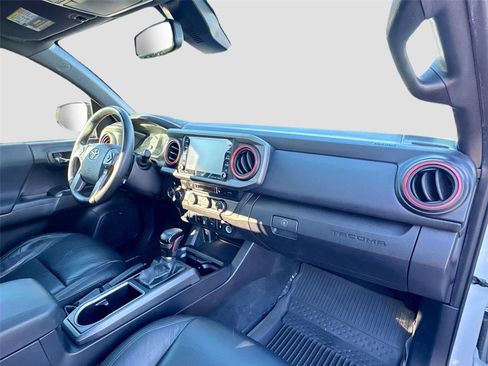 Used 2021 Toyota Tacoma TRD Sport w/ TRD Premium Sport Package image 29