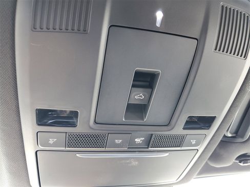 New 2025 MAZDA CX-5 Signature image 30