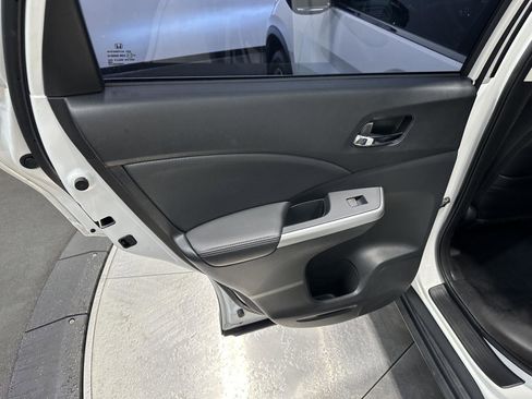 Used 2016 Honda CR-V Touring image 24