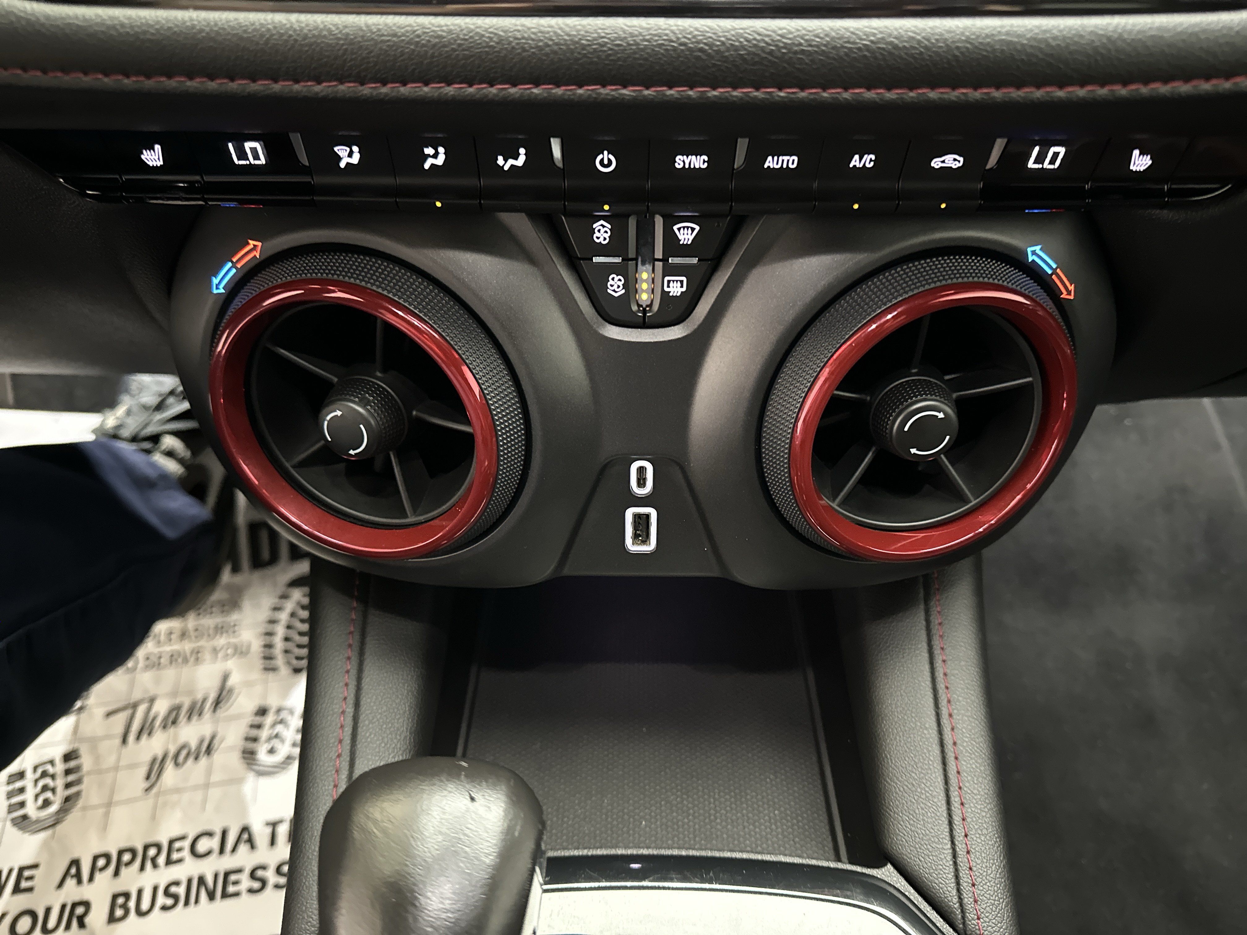 Used 2019 Chevrolet Blazer RS AWD/4WD image 37
