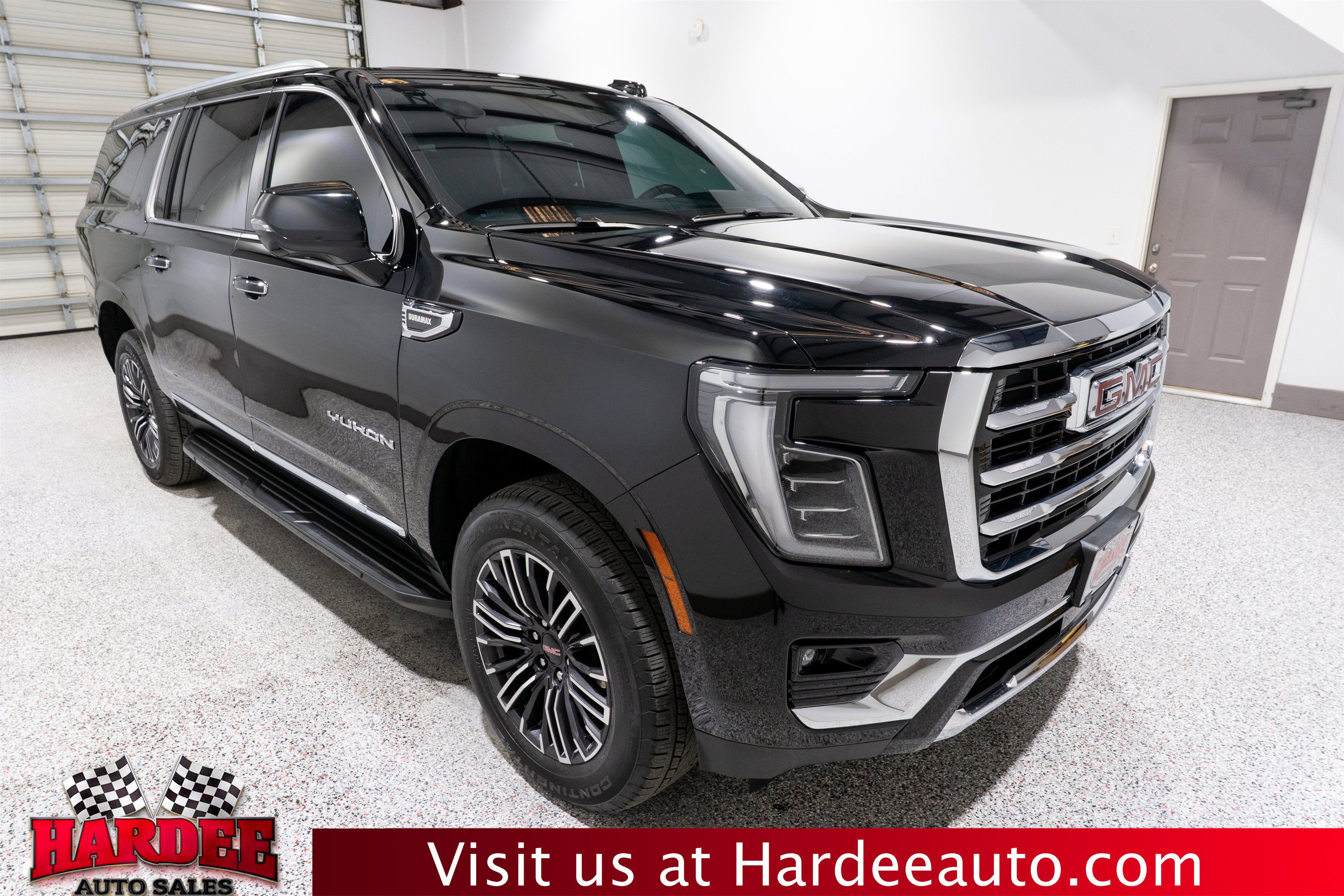 Used 2025 GMC Yukon XL Elevation w/ Elevation Premium Package AWD/4WD image 6