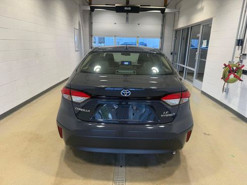 Certified 2024 Toyota Corolla LE AWD/4WD image 4