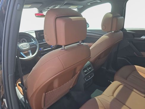 Certified 2023 Audi Q5 2.0T Premium Plus w/ Premium Plus Package AWD/4WD image 12