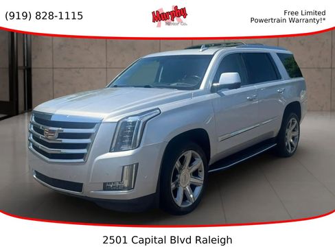 Used 2017 Cadillac Escalade Luxury RWD image 1