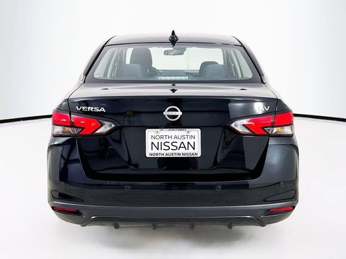 Used 2024 Nissan Versa SV FWD image 6