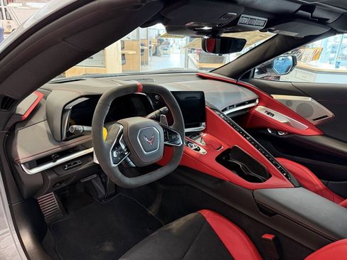 New 2025 Chevrolet Corvette Stingray Preferred Cpe w/ Z51 Performance Package image 13