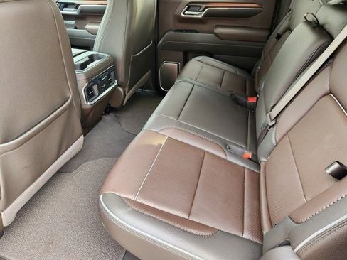 Used 2025 GMC Sierra 1500 Denali w/ Denali Reserve Package image 32