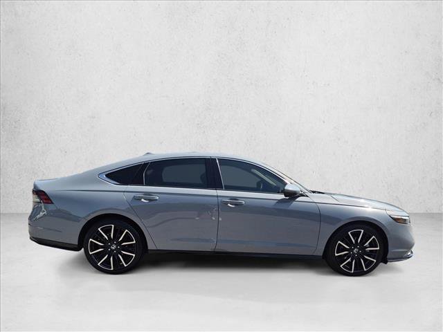 Used 2024 Honda Accord Touring image 4