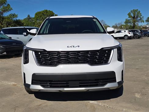 New 2026 Kia Sorento LX image 3