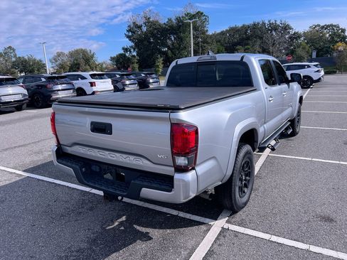 Used 2022 Toyota Tacoma SR5 image 3