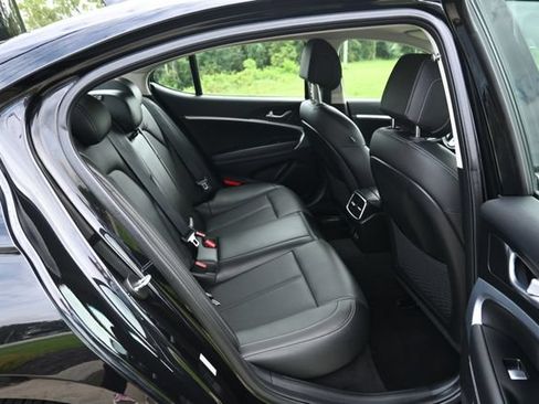 Used 2024 Genesis G70 2.5T AWD/4WD image 21