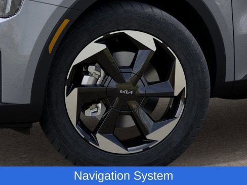 New 2025 Kia Sorento EX image 10