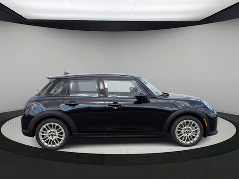 Used 2026 MINI Cooper S FWD image 9
