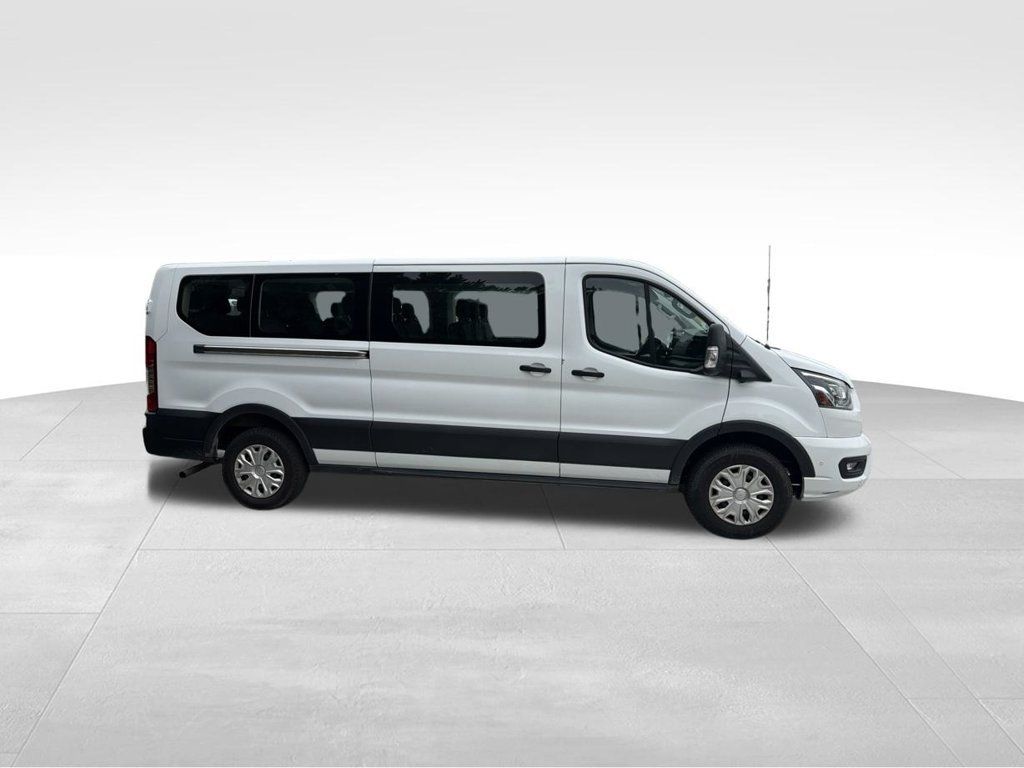 Used 2023 Ford Transit 350 XLT RWD image 3