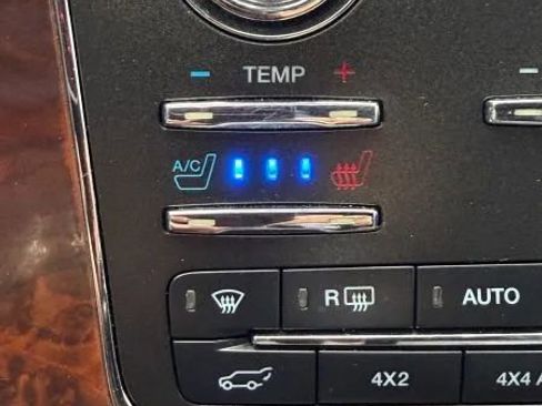 Used 2015 Lincoln Navigator 4WD image 37