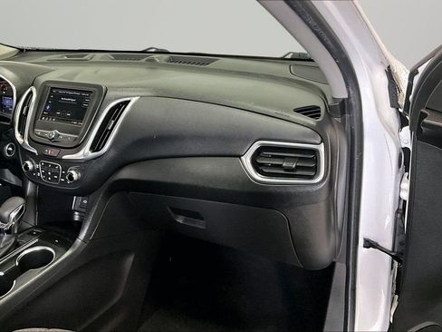 Used 2022 Chevrolet Equinox LT image 26