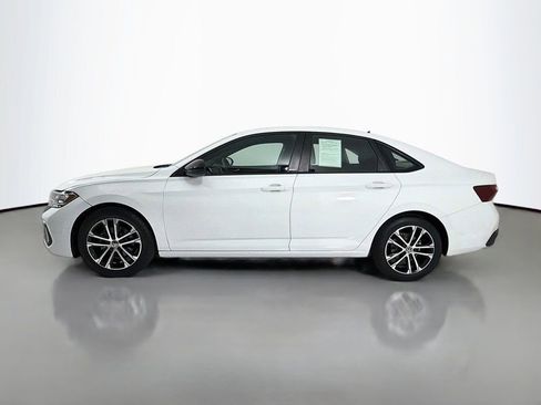 Certified 2023 Volkswagen Jetta Sport FWD image 4