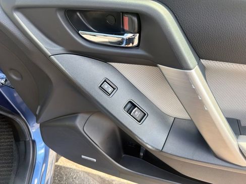 Used 2018 Subaru Forester 2.5i Limited AWD/4WD image 42