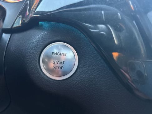 Used 2019 Mercedes-Benz GLE 43 AMG AMG GLE 43 image 42