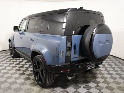 New 2026 Land Rover Defender 110 X-Dynamic SE AWD/4WD image 4