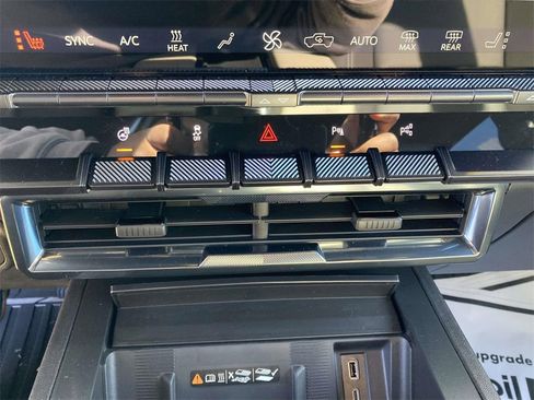 New 2026 GMC Hummer EV SUV image 21