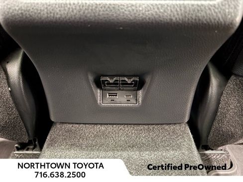 Used 2025 Toyota Camry XSE image 27
