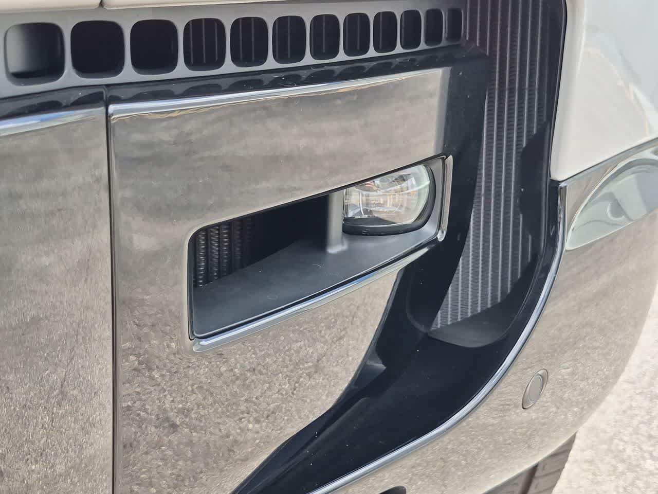 New 2026 Land Rover Defender 110 X-Dynamic SE AWD/4WD image 11