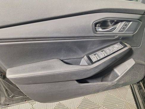 Used 2023 Honda Accord Touring image 29