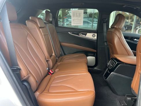 Certified 2023 Lincoln Nautilus Reserve AWD/4WD image 20