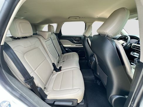 Used 2025 Lincoln Corsair Reserve FWD image 26