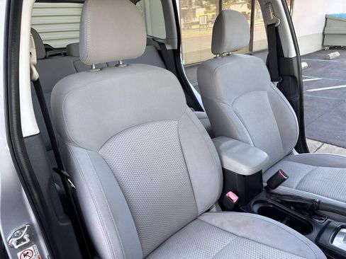 Used 2016 Subaru Forester 2.5i Premium AWD/4WD image 37