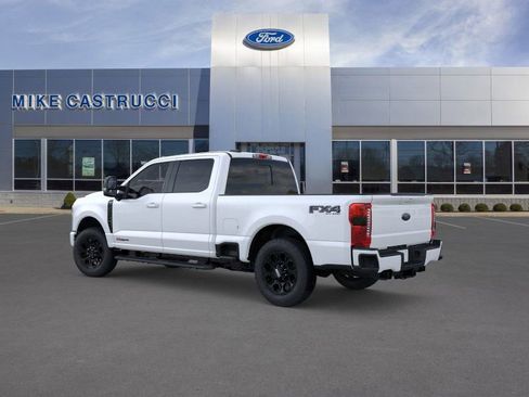 New 2026 Ford F250 Lariat w/ Black Appearance Package image 4