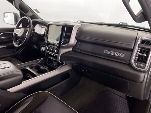 Used 2024 RAM 1500 Laramie image 30