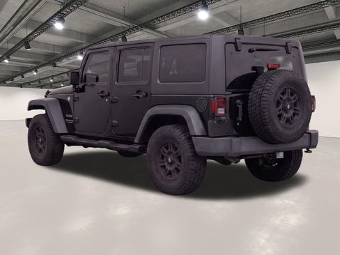 Used 2016 Jeep Wrangler Unlimited Sport w/ Quick Order Package 24S AWD/4WD image 3