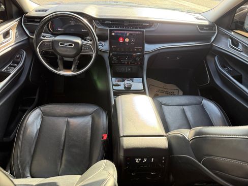 Used 2021 Jeep Grand Cherokee L Limited image 17