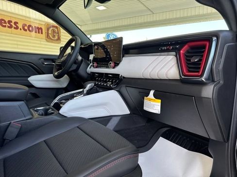 New 2026 GMC Canyon AT4X AWD/4WD image 27