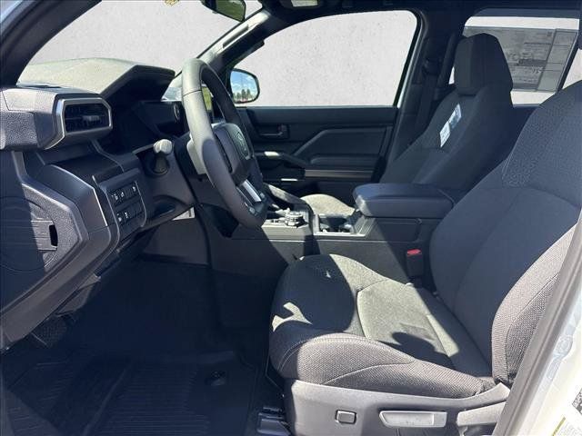 New 2026 Toyota 4Runner SR5 AWD/4WD image 11