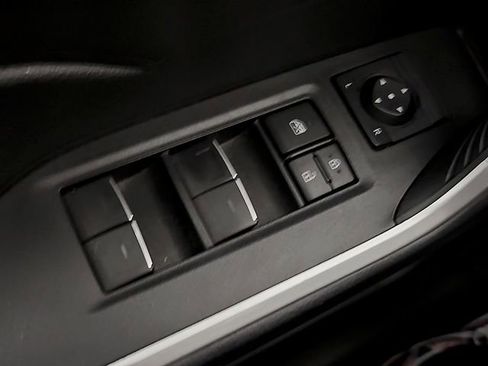 Used 2022 Toyota RAV4 XLE w/ Convenience Package image 26