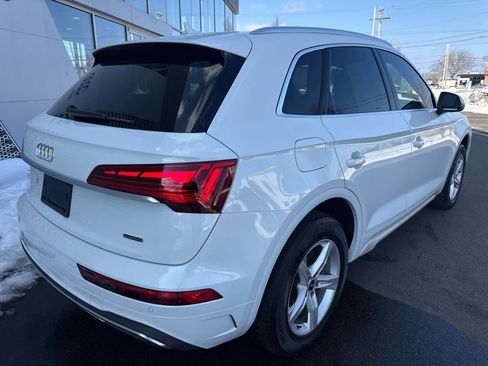 Used 2023 Audi Q5 2.0T Premium w/ Convenience Package image 8